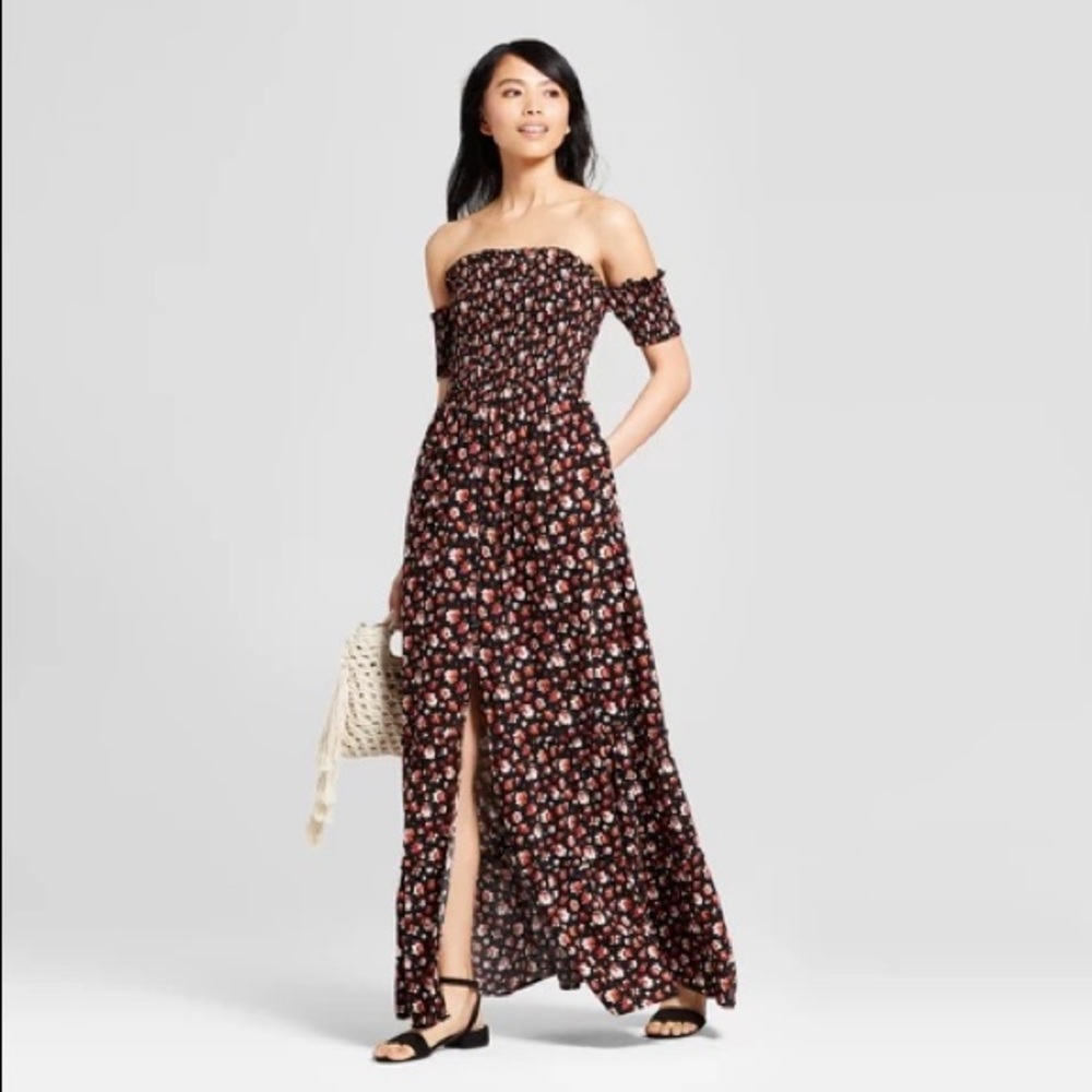 🌿 Smock Off the shoulder floral dress